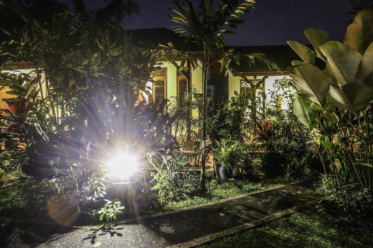 Gusti Kaler House Hotell Ubud Exteriör bild